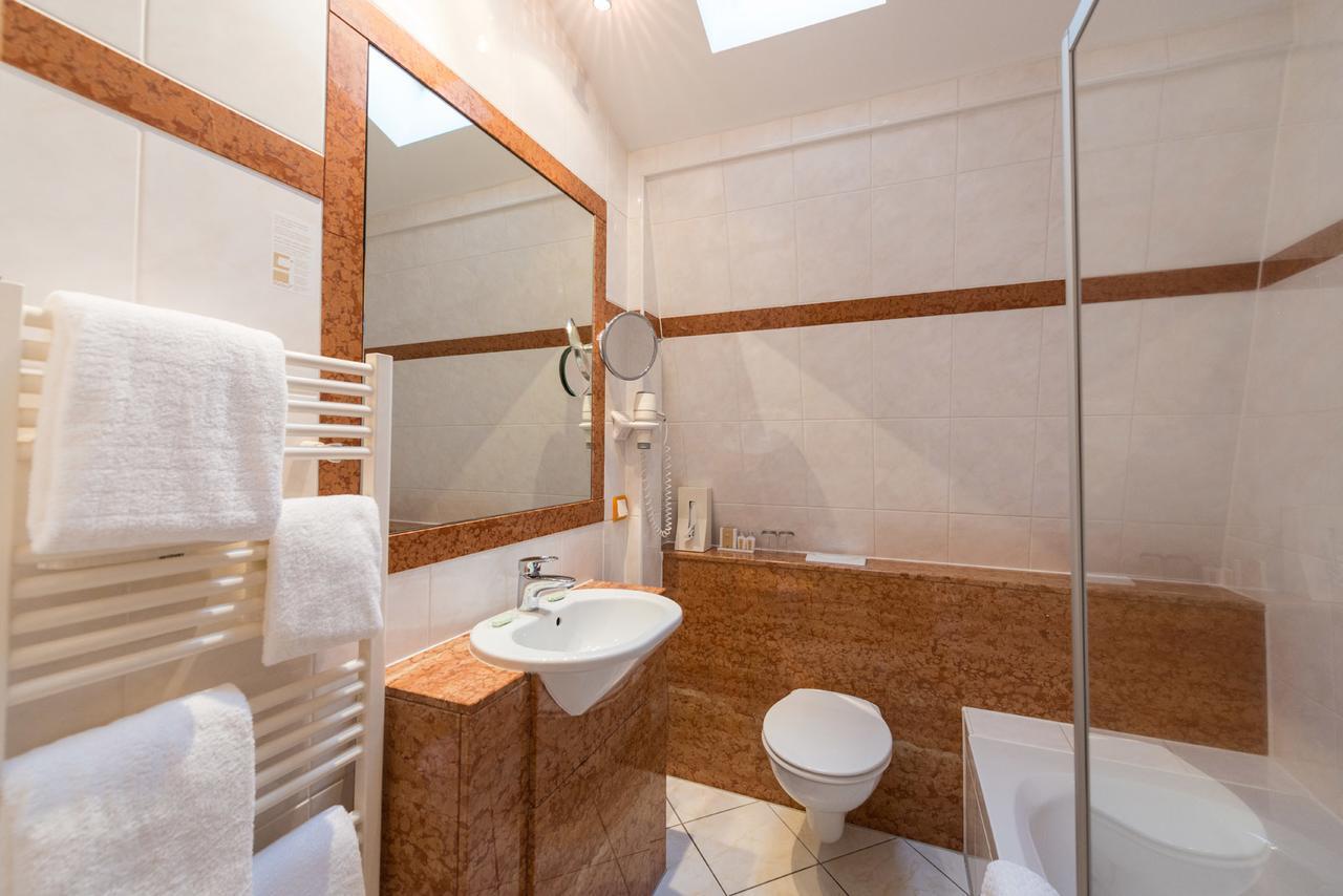 Hotel Heinz Höhr-Grenzhausen Cameră foto